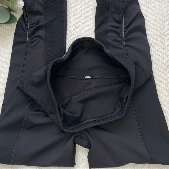 Lululemon Athletica | On Your Mark Crop (23")
Black - Picture 7 of 10